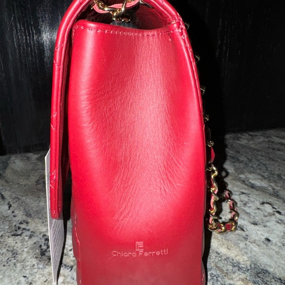 Chiara Ferretti Red Quilted Handbag - Picture 6 of 6